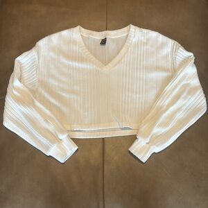 SHEIN White Cropped Sweater